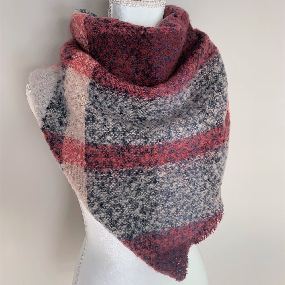 Amazingly Soft Triangle Scarf